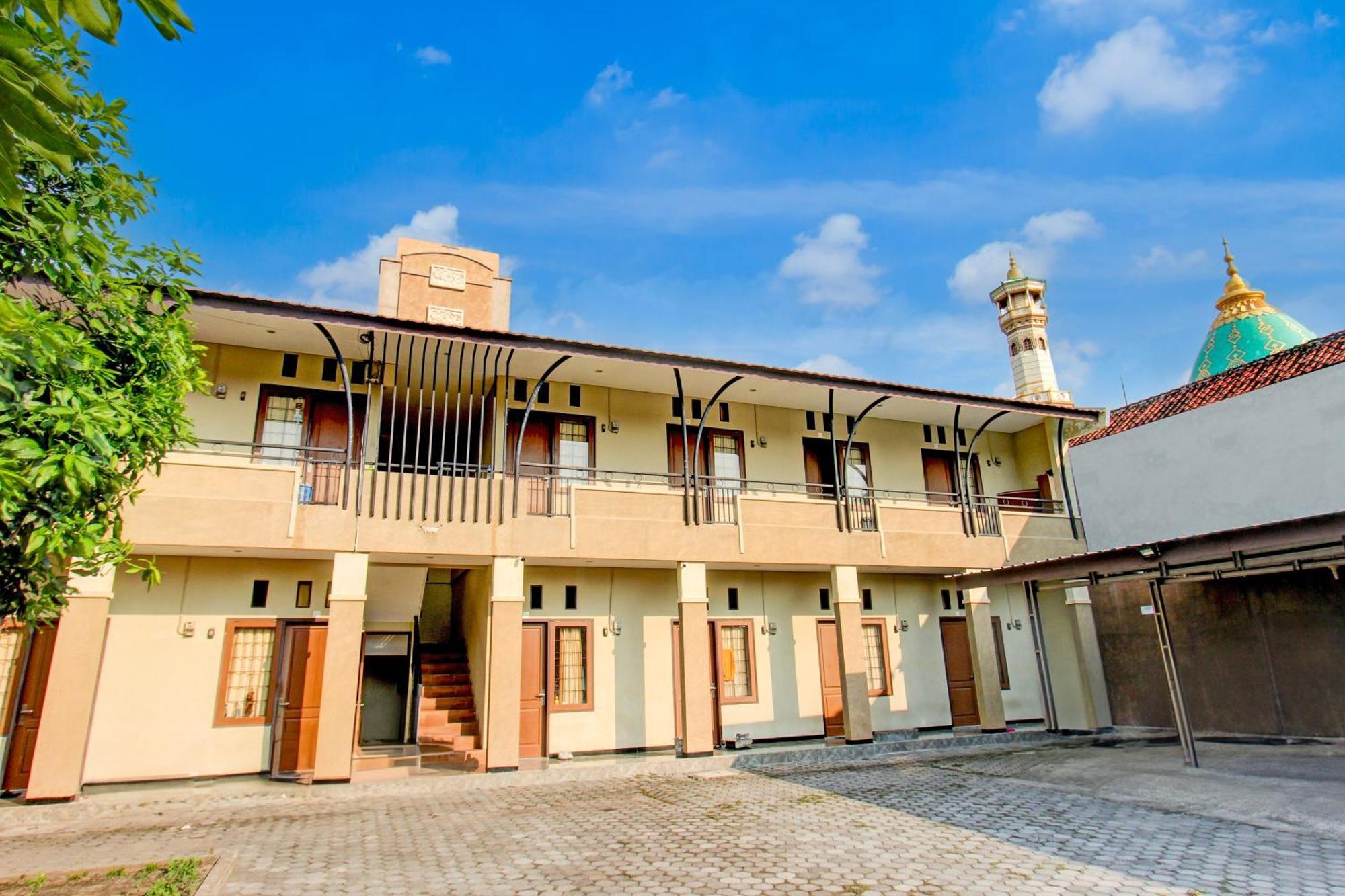 Hotel Oyo Life 93284 Kos Cendana Raya Mataram Zewnętrze zdjęcie